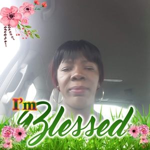 Meet your Posher, Latoya